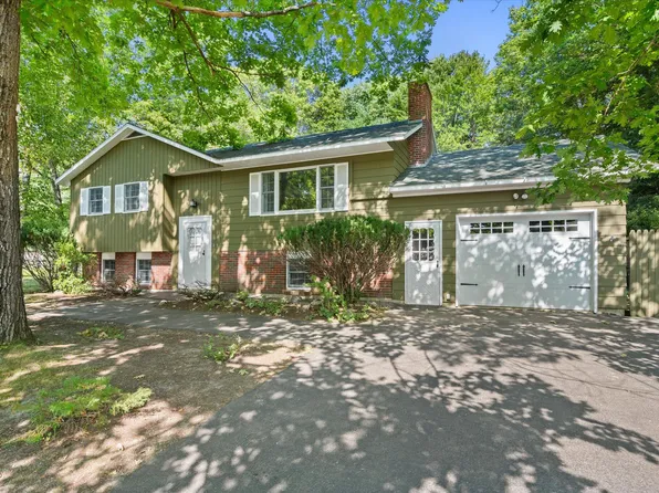 49 Curtis Lane, Milford, ME 04461