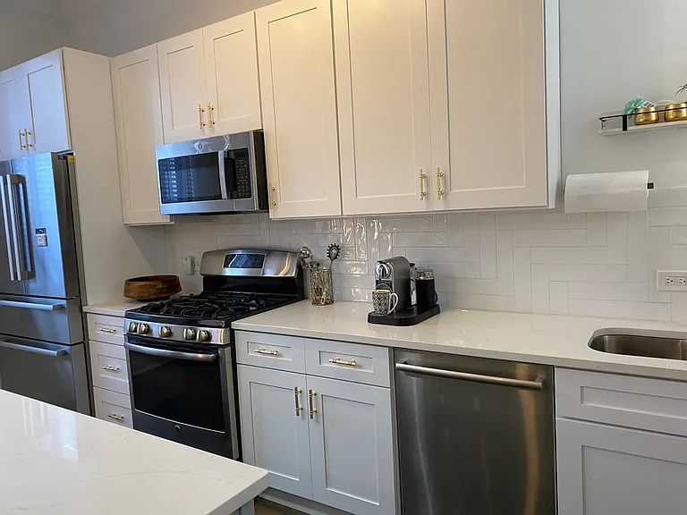 1441 W Fry St #2 — Photo 5