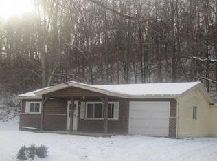 2213 Richard Dr, High Ridge, MO 63049