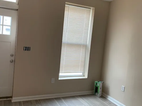 131 N Port St, Baltimore, MD 21224
