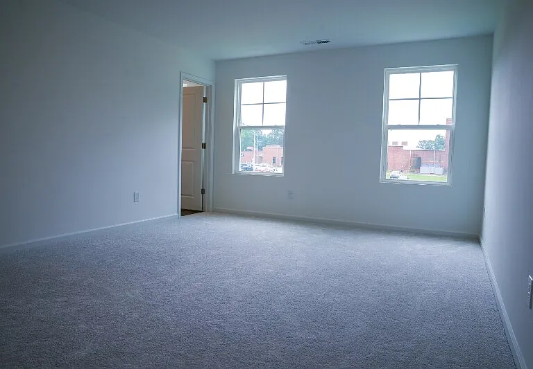 878 Pilot St — Photo 11