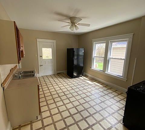 5th image of 1734 Silliman St