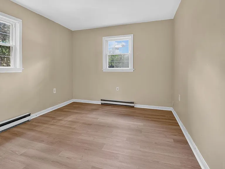 3409 Beverly Dr — Photo 13