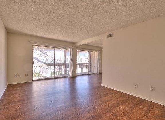 4th image of 2124 Burton Dr APT 264