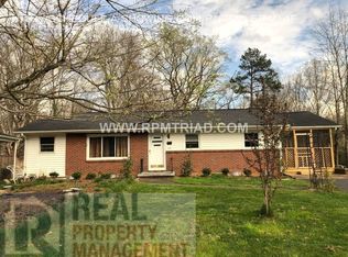 1261 Pinebluff Rd, Winston Salem, NC 27103