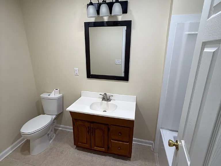 5011 Highcrest Dr — Photo 10
