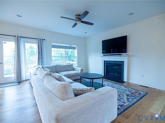 5th image of 12194 Elnora Ln