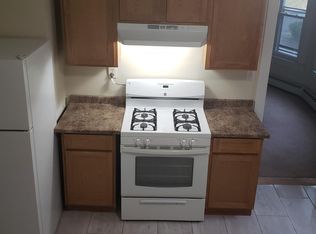 27 Adams St S, Manchester, CT 06040