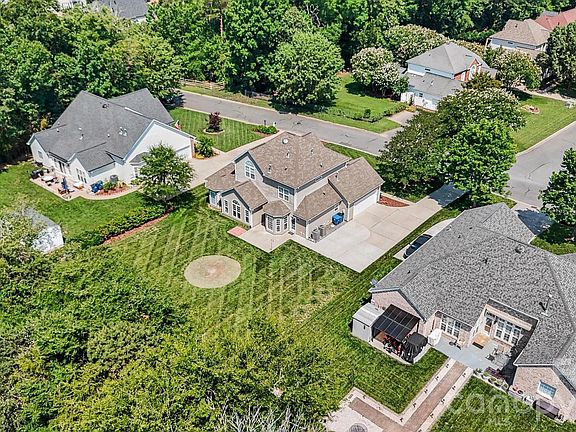 5th image of 1392 Piper Ct