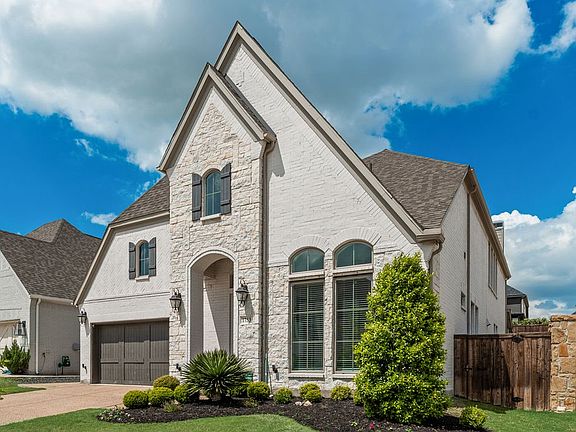 2nd image of 1753 Sir Dustin Ln