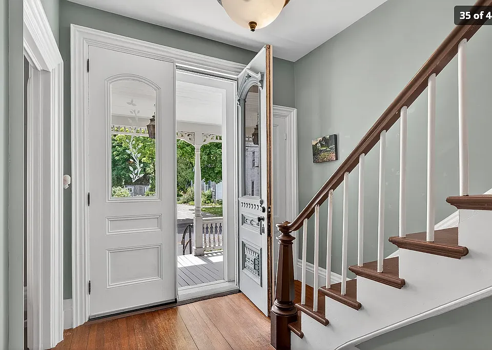 49 Talbot Ave #1A
