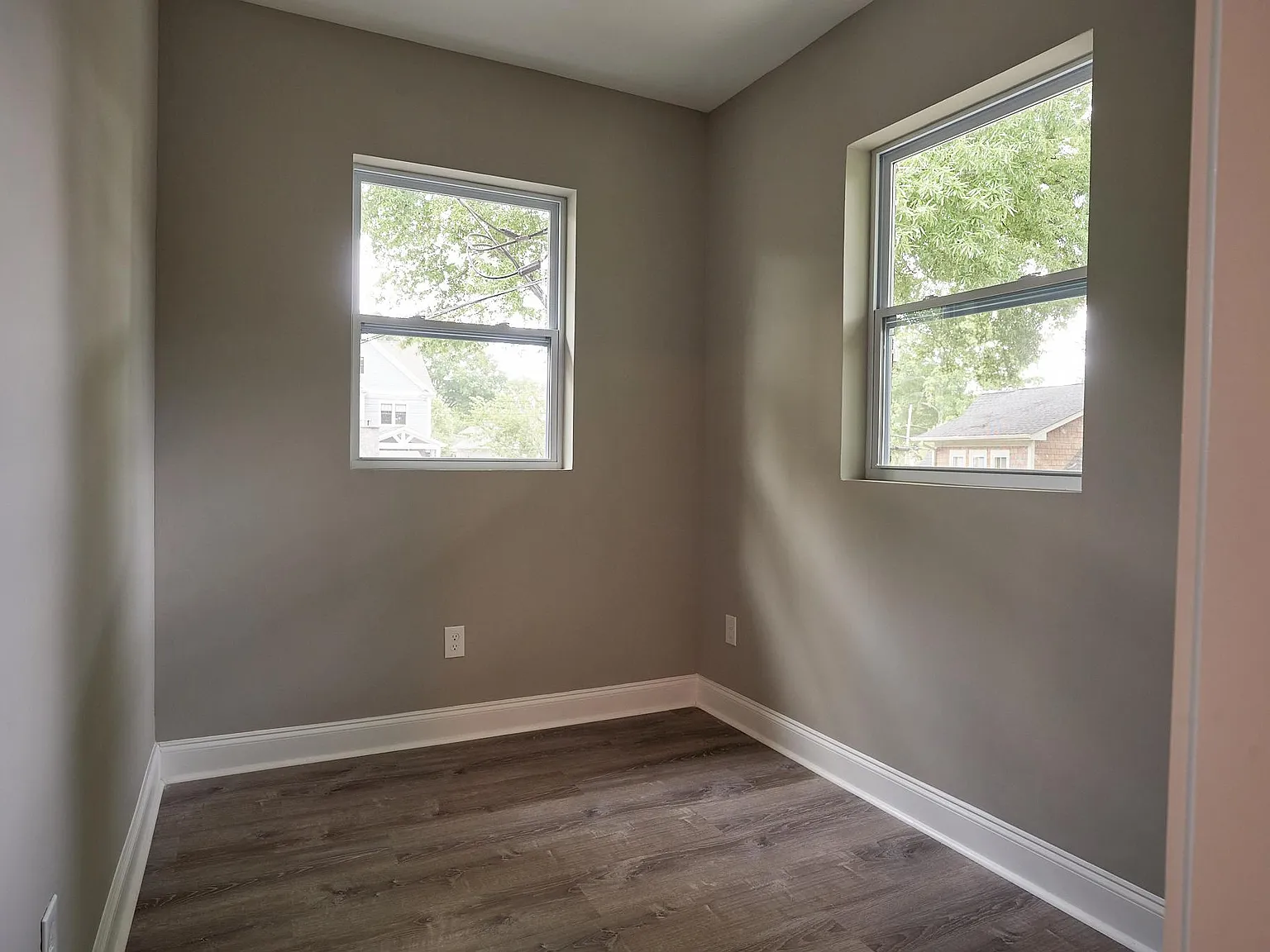 1 bed, 850 sqft, $1,950 — Photo 2