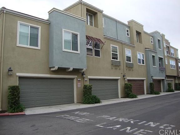2nd image of 530 N Cabernet Dr
