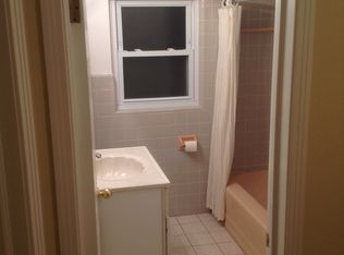 20375 Gill Rd, Livonia, MI 48152