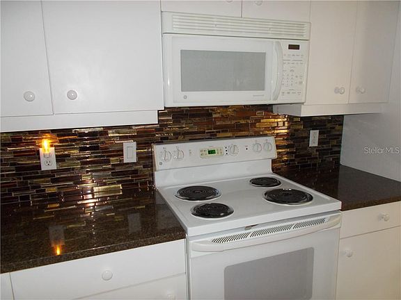 5th image of 5800 Sabal Trace Dr #103-1