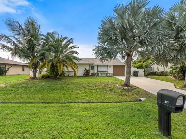 637 SW Granadeer Street W, Port St Lucie, FL 34983