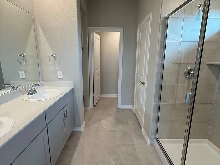 3806 High Valley Dr — Photo 8