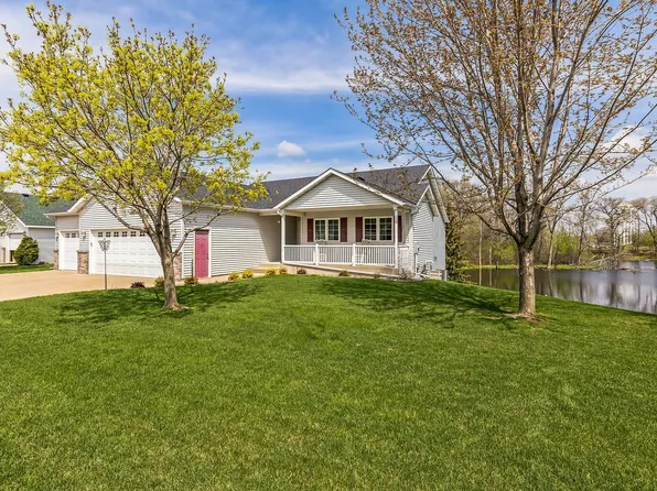 1121 Oak Pond Dr, Sartell, MN 56377