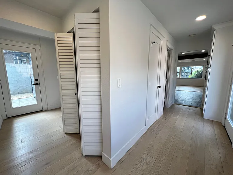 4336 Toland Way — Photo 23