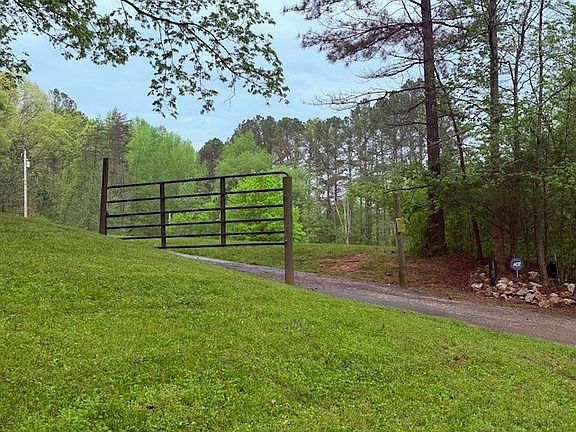 5th image of 135 Pleasant Grove Dr