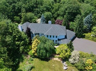 335 Mayapple Rd, Stamford, CT 06903