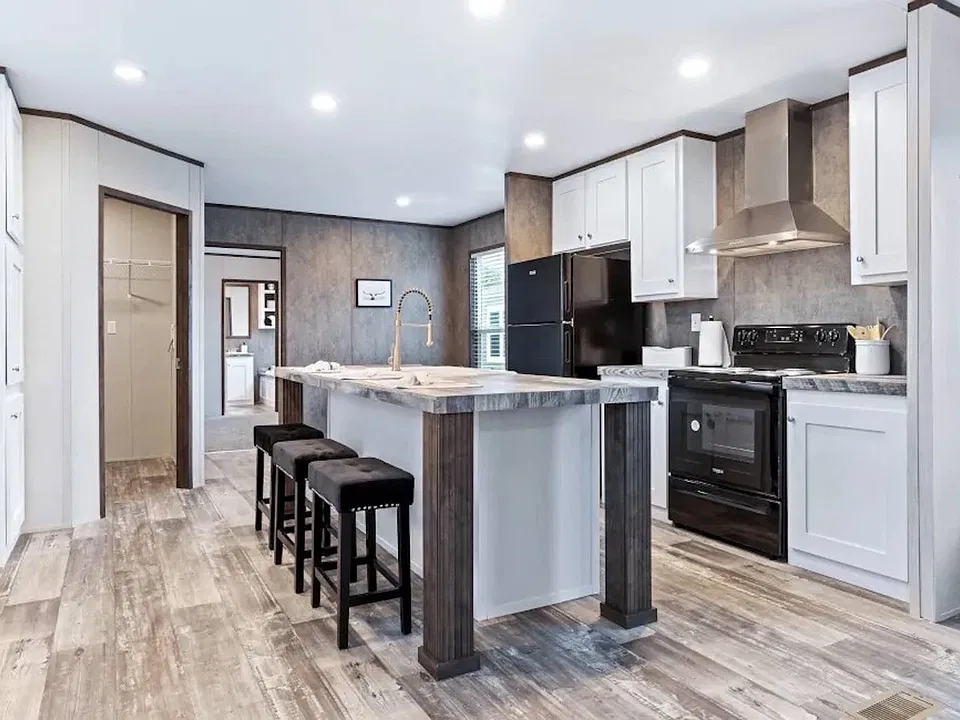 1804 Sidewinder Dr