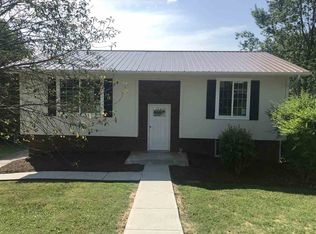 2220 Crown Cir, Morristown, TN 37814