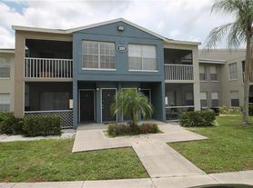 185 Santa Clara Dr, Naples, FL
