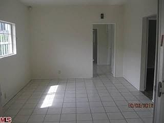 5th image of 2815 Arlington Ave