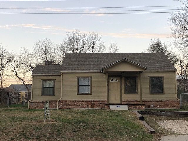 1st image of 1137 W Long St