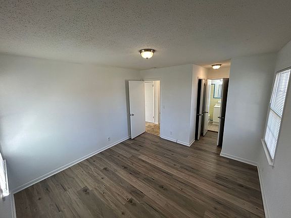 2nd image of 4025 Summerhill Pl NW