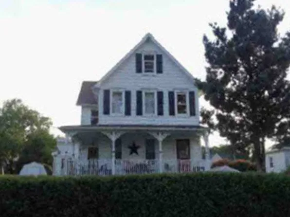 173 Bishop Ave, West Berlin, NJ 08091