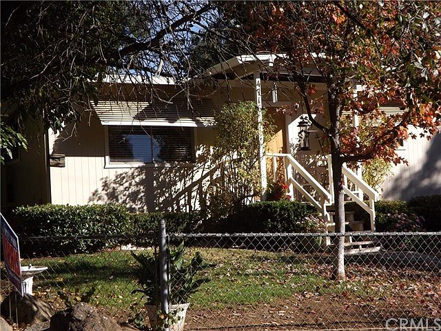 Corner lot, front view.