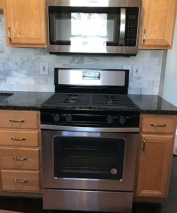 3rd image of 303 Park Dr