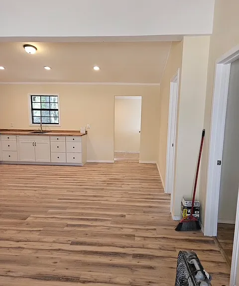 148 E Golden Oaks Dr — Photo 2
