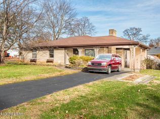 3407 Pemaquid Rd, Louisville, KY 40218