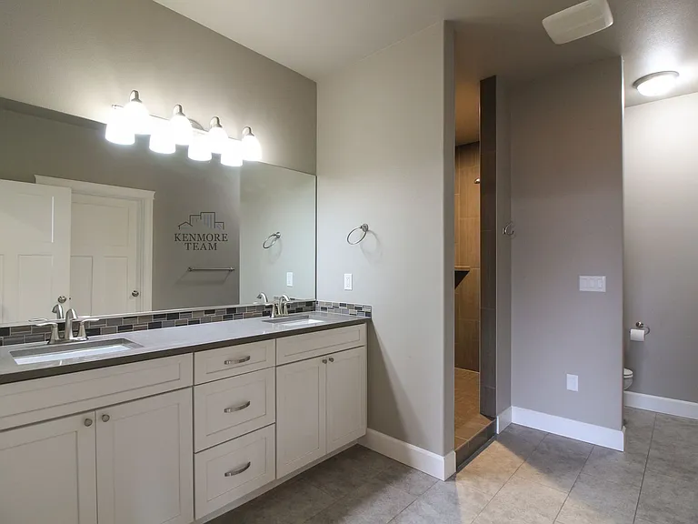 1711 S Dewberry Pl — Photo 7