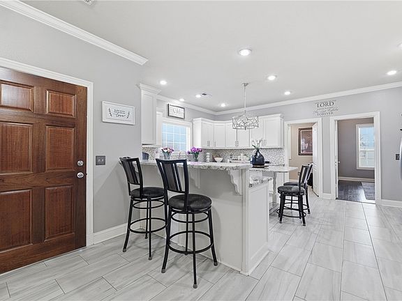5th image of 1705 Billie Acres Pl