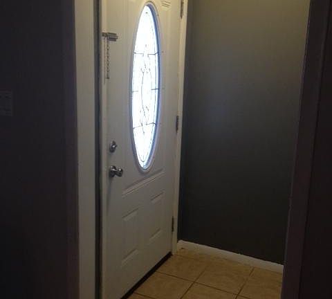 4th image of 23906 Edgehill Dr