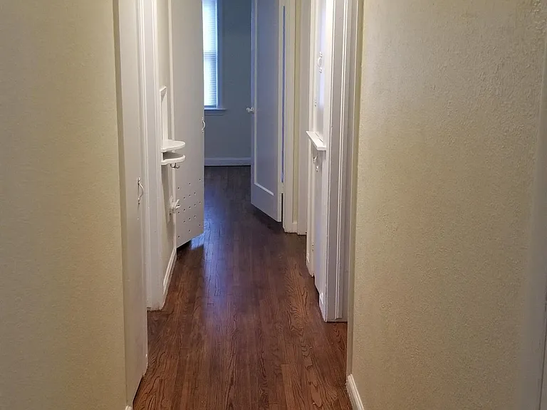 1233 N Phoenix Ave — Photo 12
