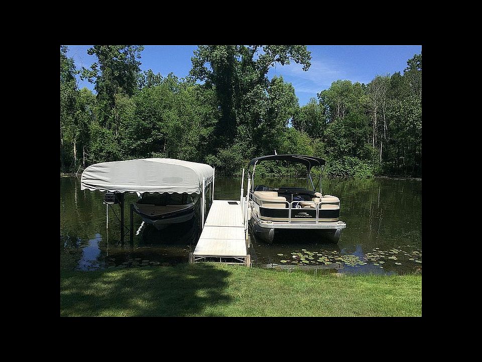 1st image of 1095 Schuyler Dr