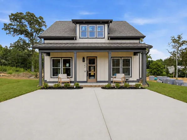 342 Thomas Rd, Fort Oglethorpe, GA 30742