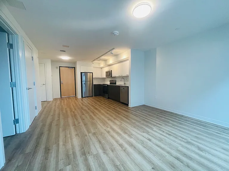 280 Western Ave #207 — Photo 4