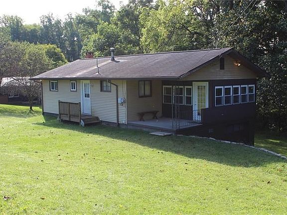 2nd image of 113 Wildwood Dr