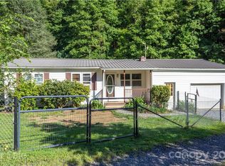 17 Buck Spring Run, Mars Hill, NC 28754