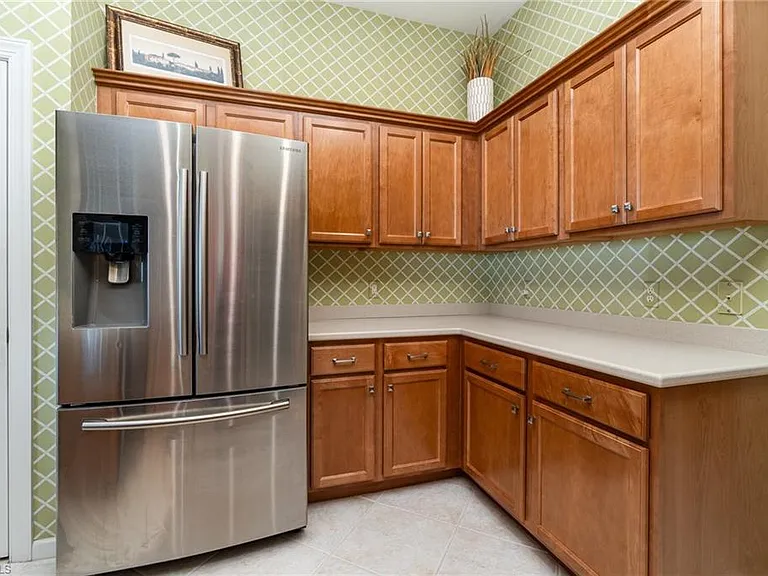 20083 Seadale Ct — Photo 12
