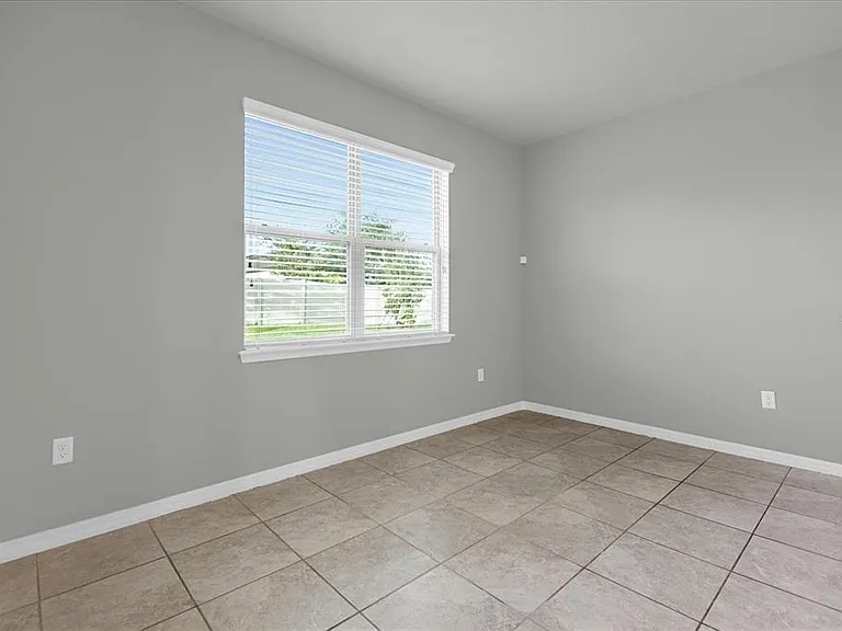 3504 Southern Cross Loop — Photo 10