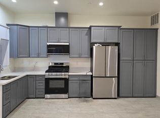 712 W Slauson Ave #1, Los Angeles, CA 90044