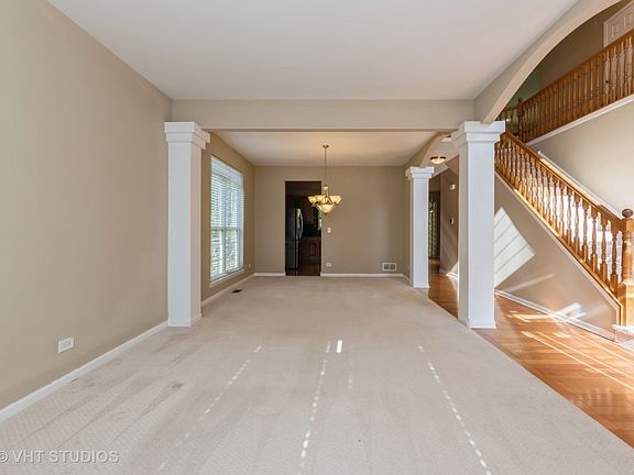 3rd image of 102 Nettle Ln