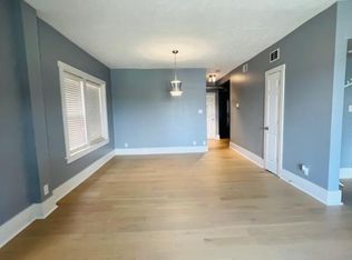 207 S 26th Ave APT 3, Omaha, NE 68131